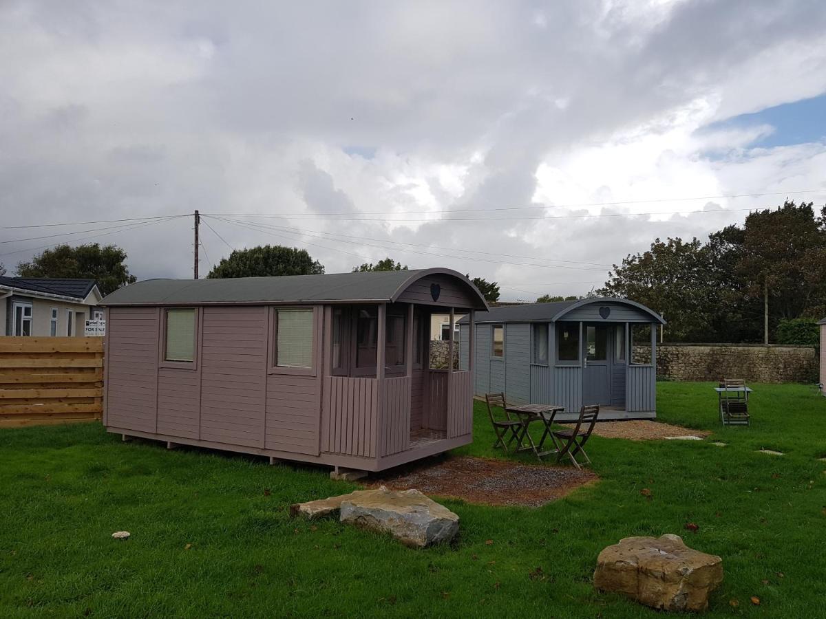 Acorn Camping And Caravan Park Ллантуит Мейджор Экстерьер фото